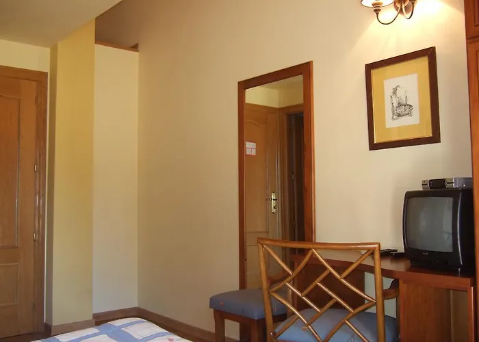 Las Acacias El Grado