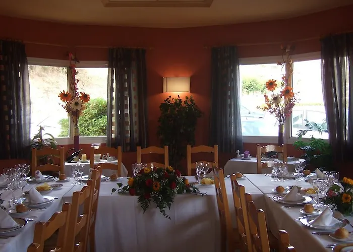 Hotell Las Acacias El Grado