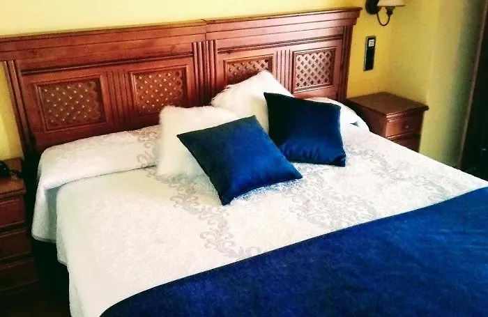 Las Acacias El Grado